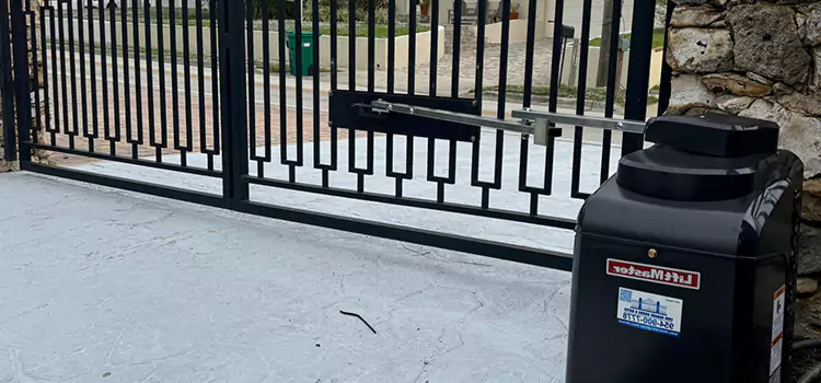 Seamless Installation and Support for Your New Gate in Dickinson, TX